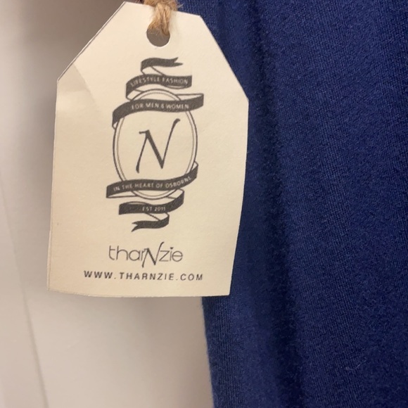 2 cute dresses to wear in the heat. - Picture 7 of 7